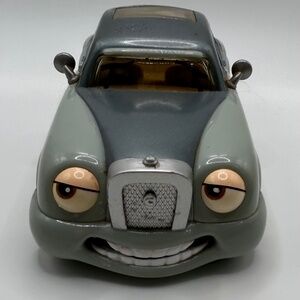 Vintage 2000 Chevron Cars 1:25 Scale Leo Limo No 25